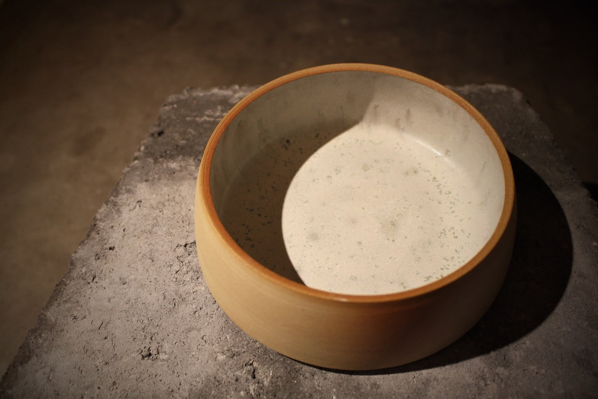 Low Bowl/Dish with Unglazed Exterior and Glazed Interior, 13 cm