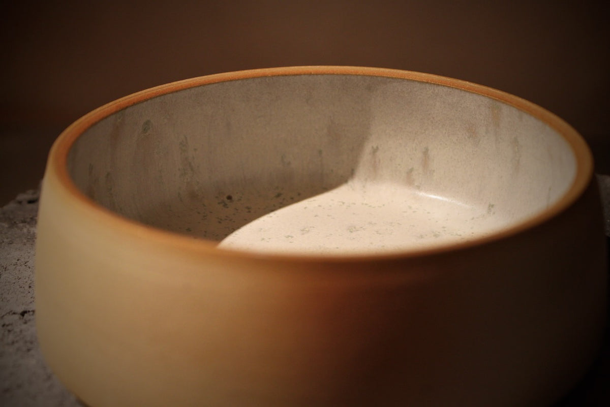 Low Bowl/Dish with Unglazed Exterior and Glazed Interior, 13 cm