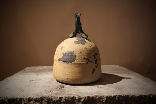 Lidded Jar, Wood-Inspired with Black Speckles – 8 cm