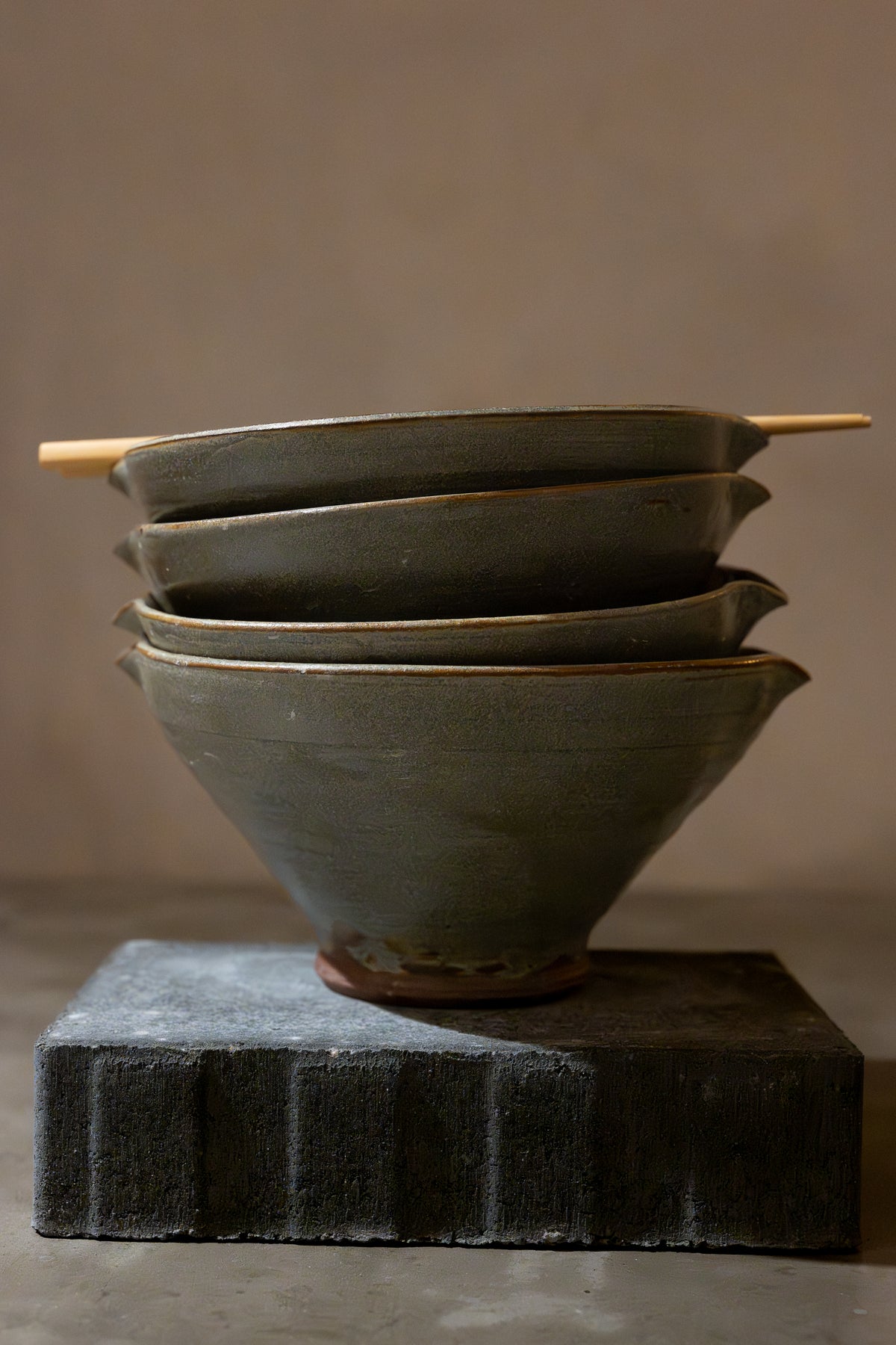 Stoneware Ramen Bowl, Graphite Grey Glaze