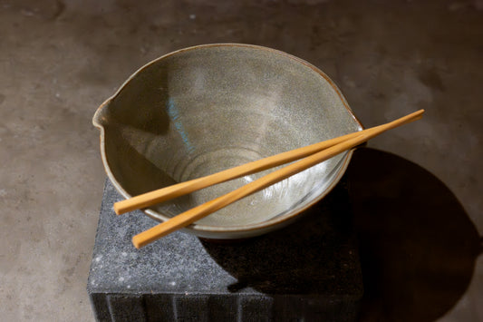 Stoneware Ramen Bowl, Graphite Grey Glaze