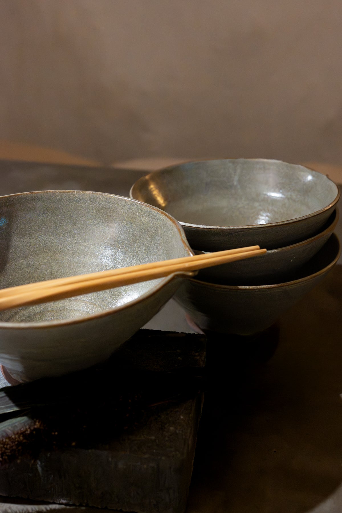 Stoneware Ramen Bowl, Graphite Grey Glaze