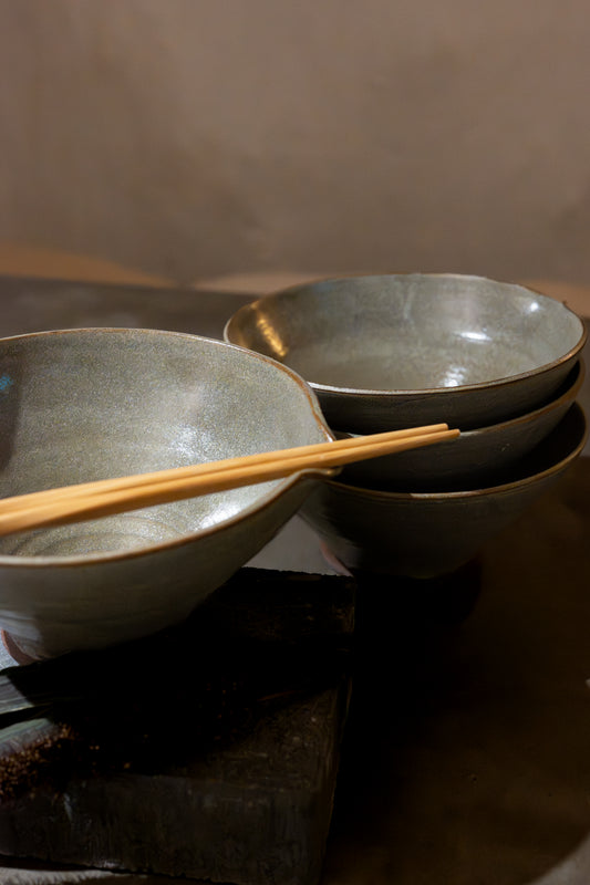 Stoneware Ramen Bowl, Graphite Grey Glaze