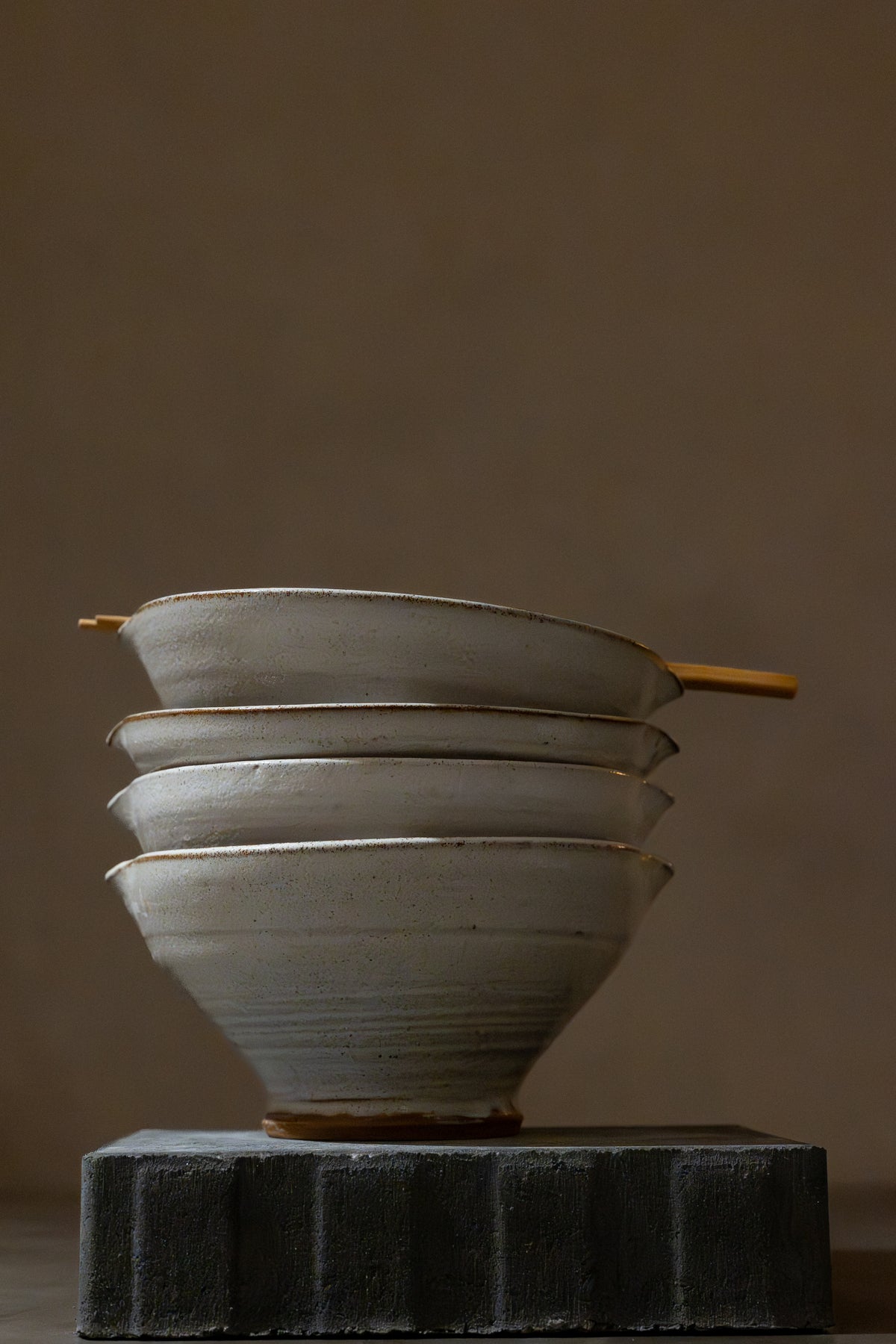 Stoneware Ramen Bowl, Glossy White Glaze