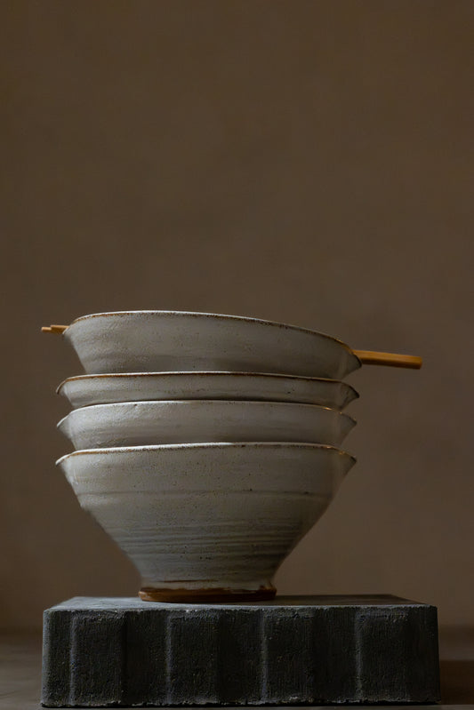 Stoneware Ramen Bowl, Glossy White Glaze