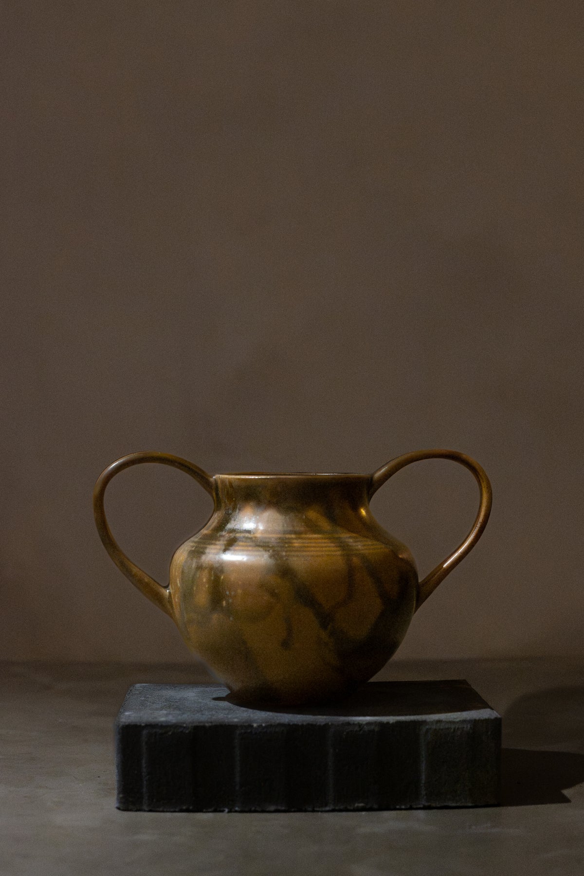 Stoneware Vase, Chocolate Brown Glaze – 1 pc