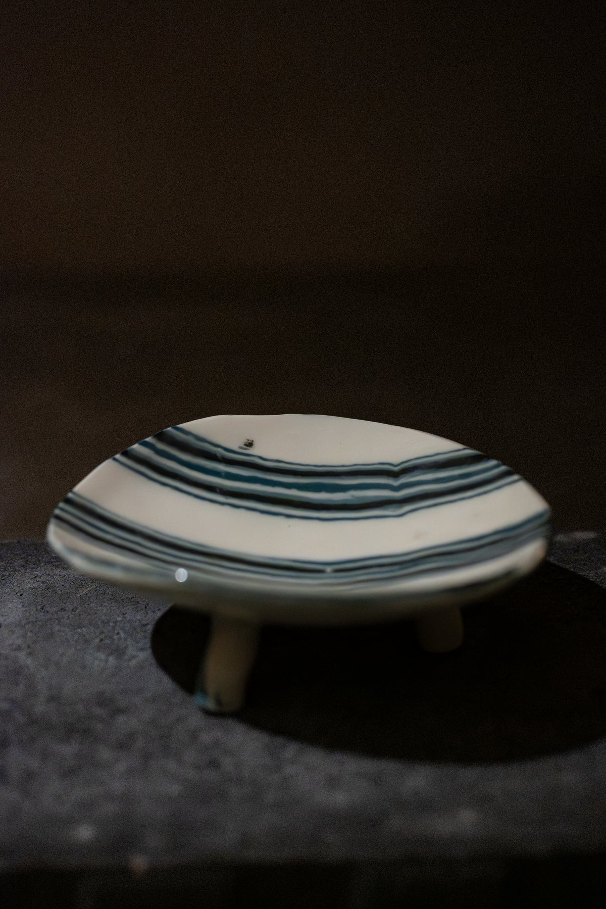 Three-Legged Porcelain Jewellery Bowl, Nerikomi – Blue-Striped