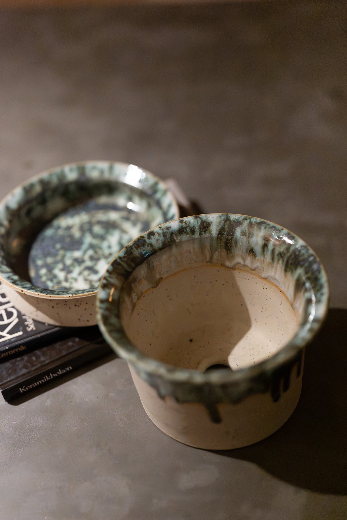 Stoneware Plant Pot with Saucer, Green/Blue Glaze – 1 pc